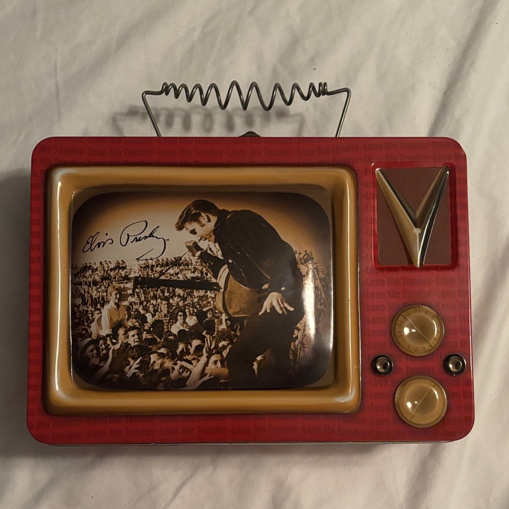Retro Elvis Presley Portable TV Tin Box- Red